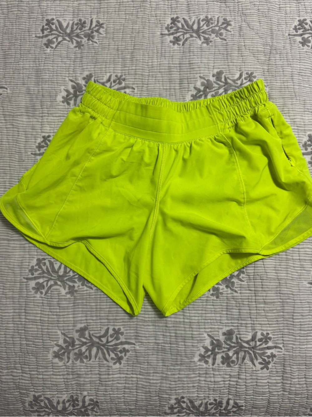 Neon Yellow Women's Athletic Running Shorts - lululemon